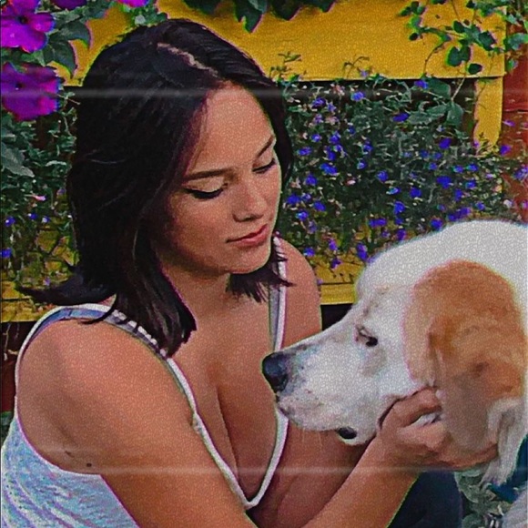 Meet your Posher, Savannah - Picture 1 of 1